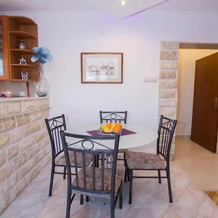 Apartmán Marbe1 *