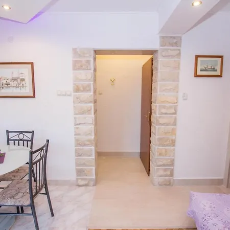 Marbe1 Trogir